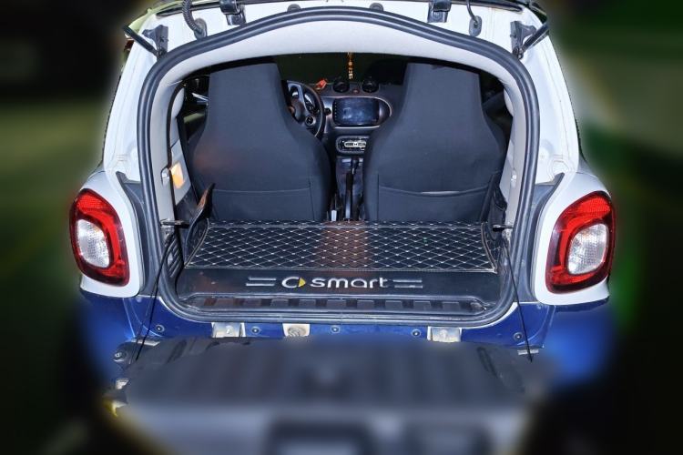 Used smart fortwo 2015 1.0L 52 kW Hardtop Passion Edition Trunk