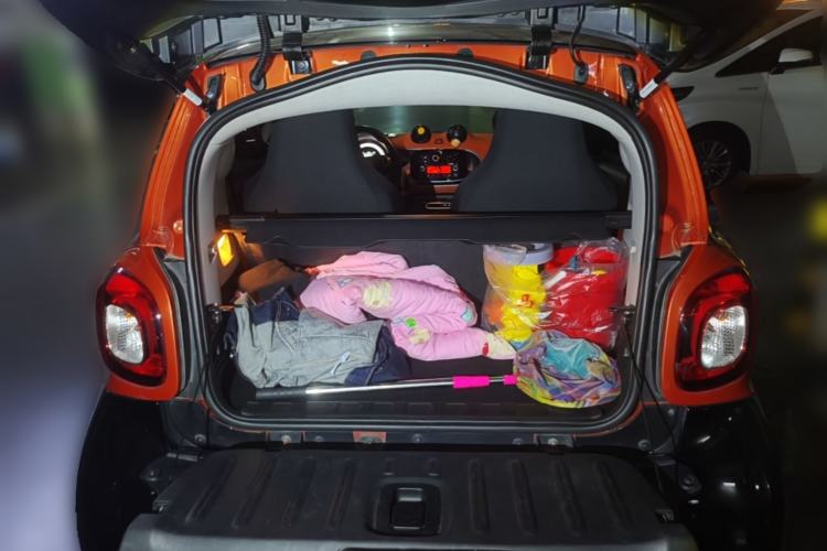 Used smart fortwo 2015 1.0L 52 kW Hardtop Passion Edition Trunk