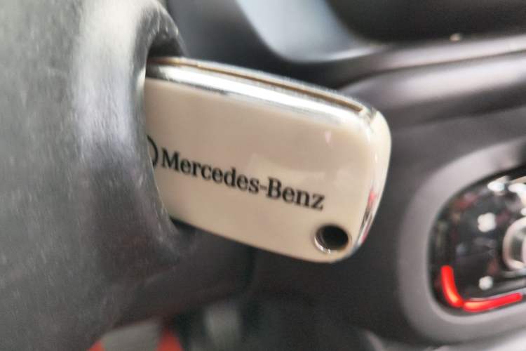 Used smart fortwo 2015 1.0L 52 kW hardtop Dynamic version Vehicle Key