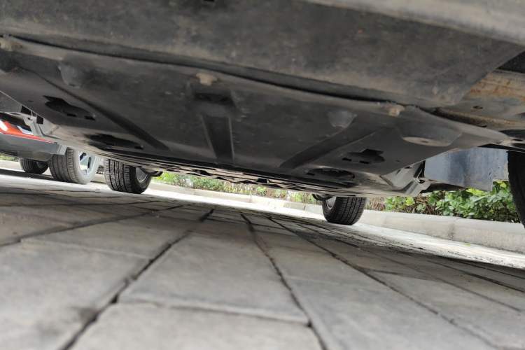Used smart fortwo 2015 1.0L 52 kW hardtop Dynamic version Chassis Front