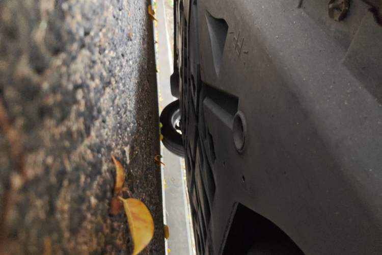 Used smart fortwo 2015 1.0L 52 kW Hardtop Passion Edition Chassis Rear Left