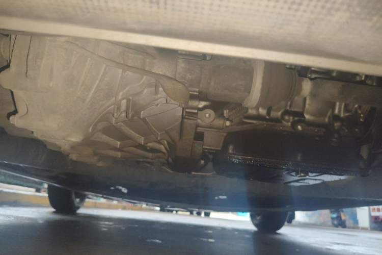 Used smart fortwo 2015 1.0L 52 kW hardtop Dynamic version Chassis Rear