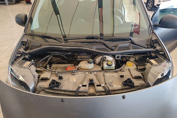 Used smart fortwo 2015 1.0L 52 kW Hardtop Passion Edition Engine Bay