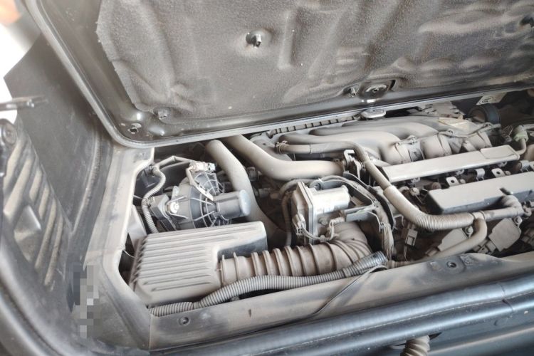 Used smart fortwo 2015 1.0L 52 kW Hardtop Passion Edition Engine Bay Right