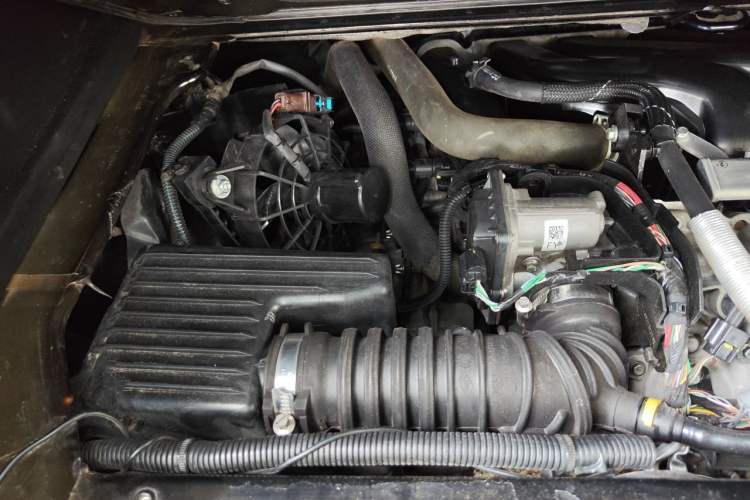 Used smart fortwo 2015 1.0L 52 kW Hardtop Passion Edition Engine Bay Right