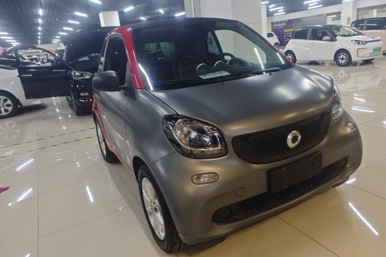 Used smart fortwo 2015 1.0L 52 kW hardtop Dynamic version Exterior 1