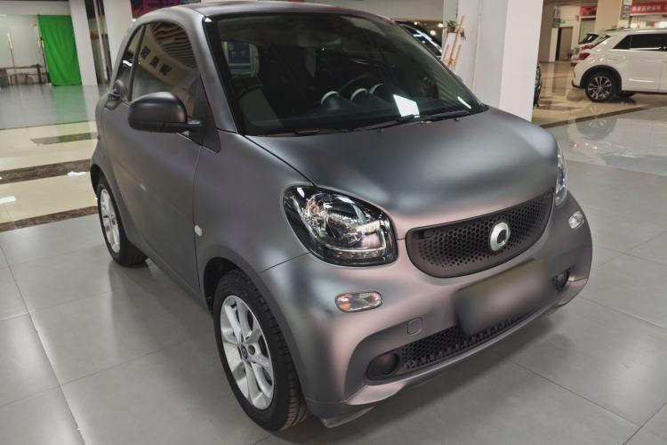 Used smart fortwo 2015 1.0L 52 kW hardtop Dynamic version Exterior 1
