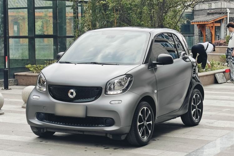 Used smart fortwo 2015 1.0L 52 kW Hardtop Passion Edition Exterior 2