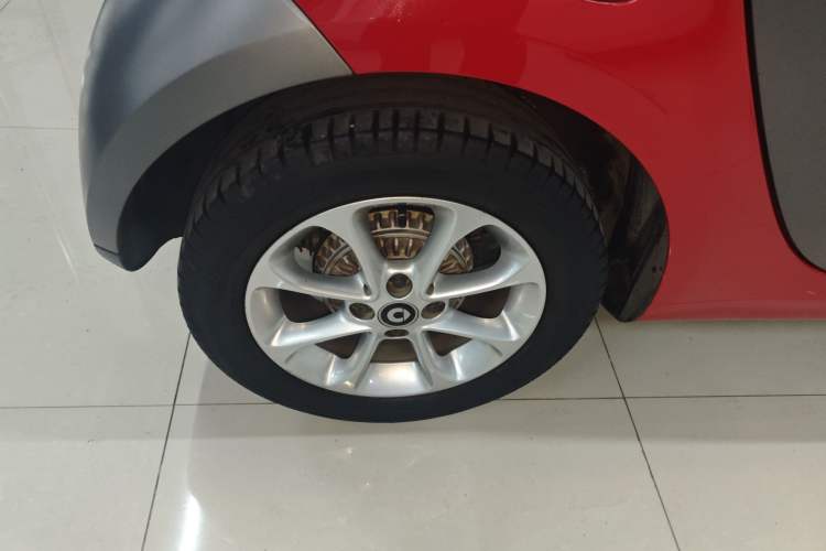 Used smart fortwo 2015 1.0L 52 kW hardtop Dynamic version Exterior 7