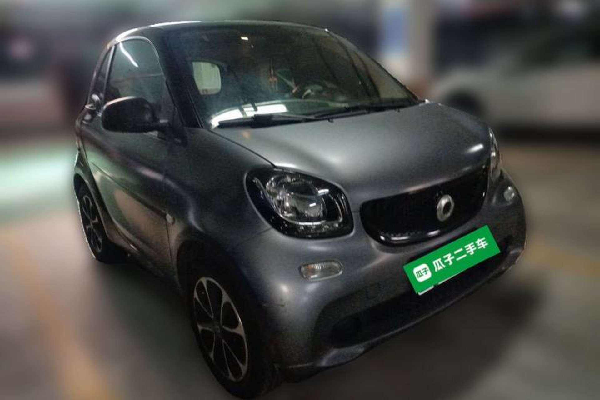 Used smart fortwo 2015 1.0L 52 kW Hardtop Passion Edition Front Right 45 Deg
