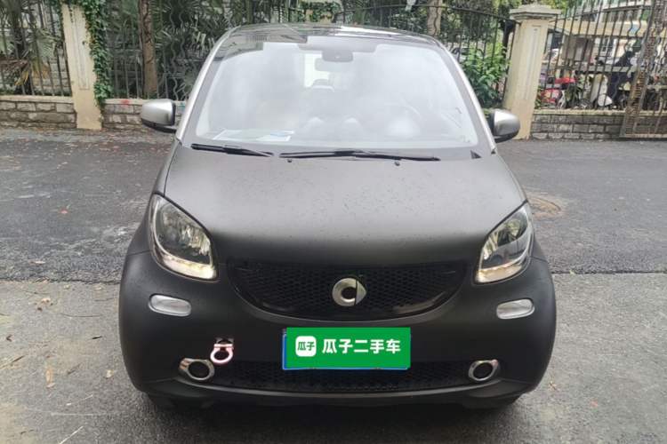 Used smart fortwo 2015 1.0L 52 kW Hardtop Passion Edition Front