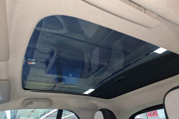 Used smart fortwo 2015 1.0L 52 kW Hardtop Passion Edition Headliner