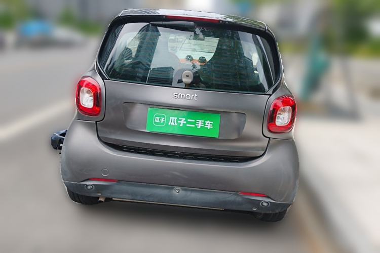 Used smart fortwo 2015 1.0L 52 kW hardtop Dynamic version Rear
