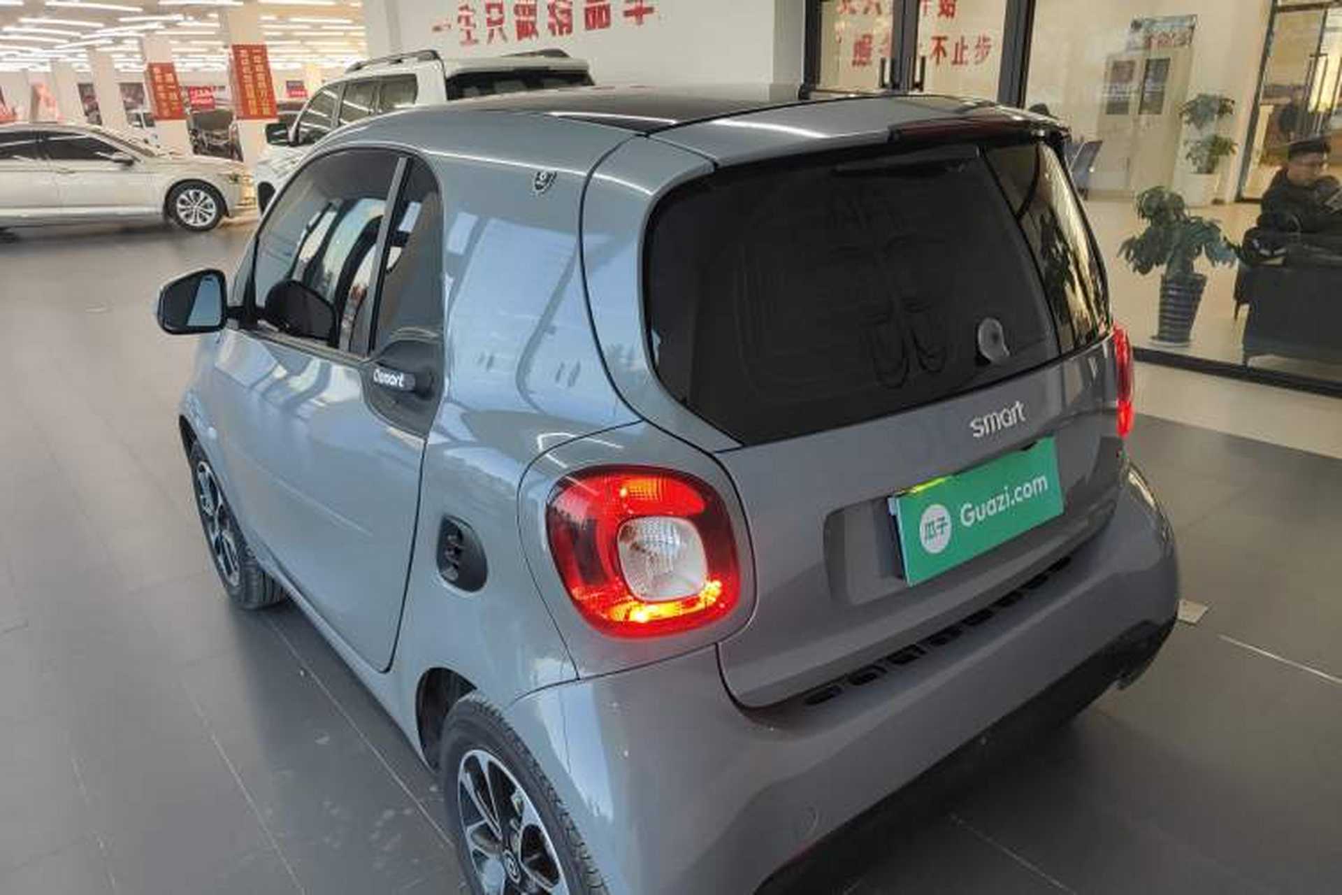 Used smart fortwo 2015 1.0L 52 kW Hardtop Passion Edition Rear Left 45 Deg