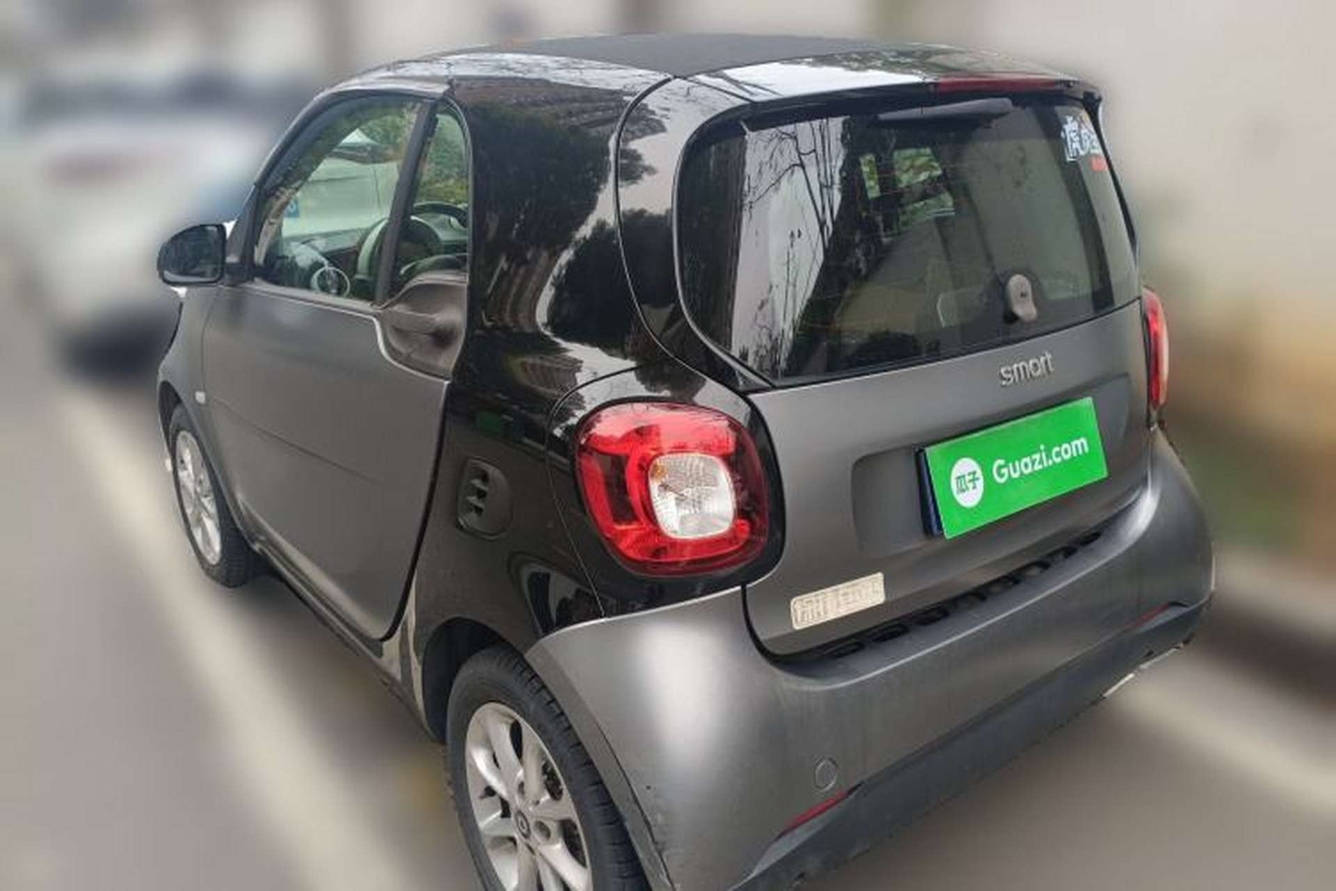 Used smart fortwo 2015 1.0L 52 kW hardtop Dynamic version Rear Left 45 Deg