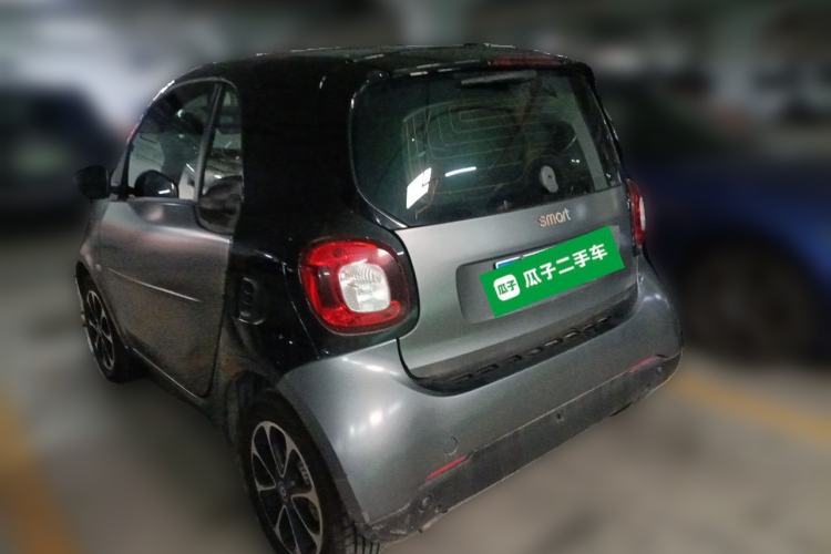 Used smart fortwo 2015 1.0L 52 kW Hardtop Passion Edition Rear Left 45 Deg