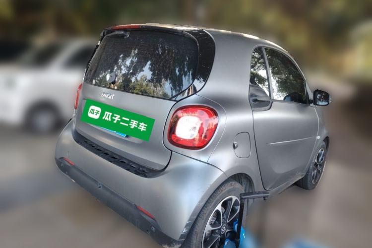 Used smart fortwo 2015 1.0L 52 kW Hardtop Passion Edition Rear Right 45 Deg