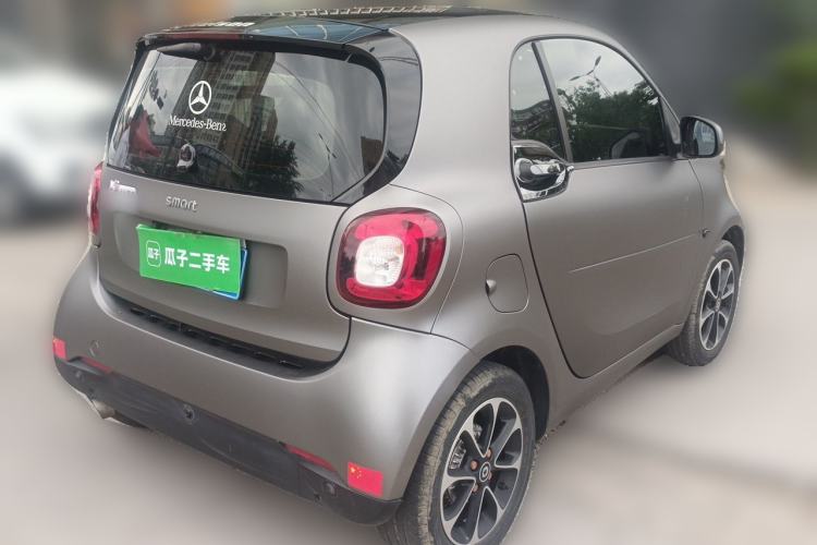 Used smart fortwo 2015 1.0L 52 kW Hardtop Passion Edition Rear Right 45 Deg