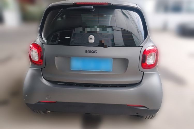 Used smart fortwo 2015 1.0L 52 kW hardtop Dynamic version Rear
