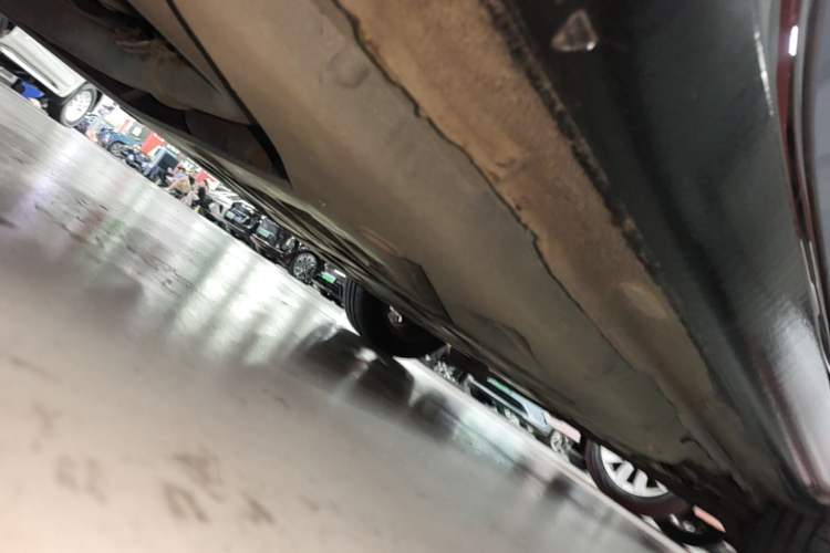 Used smart fortwo 2015 1.0L 52 kW hardtop Dynamic version Right Side Sill