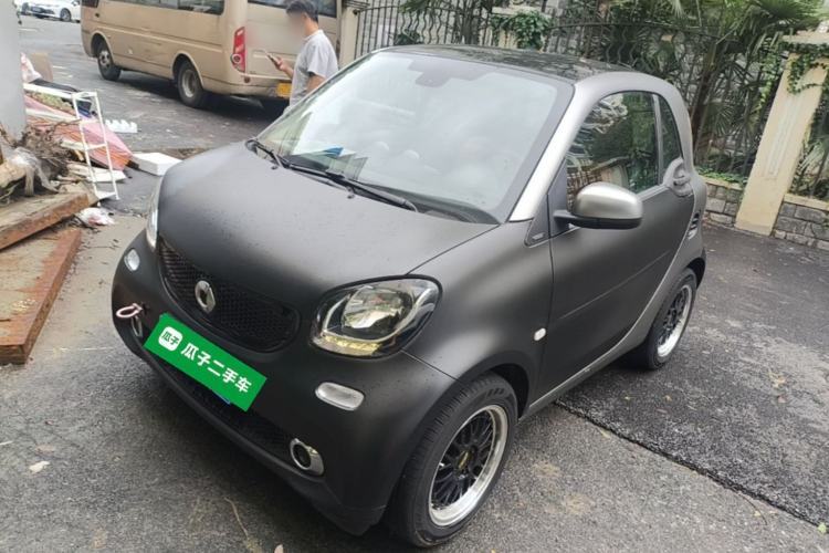 Used smart fortwo 2015 1.0L 52 kW Hardtop Passion Edition Guazi used car, China used car export, Used car for sale, Used smart cars, Cheapest cars for sale
