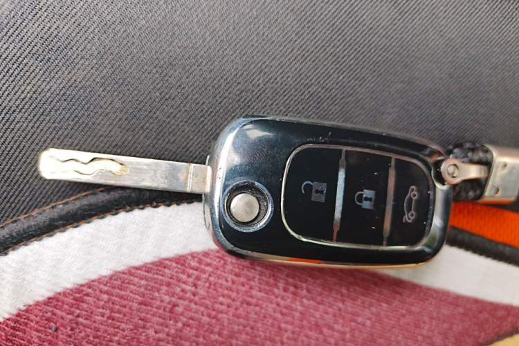 Used smart fortwo 2015 1.0L 52 kW hardtop Dynamic version Vehicle Key