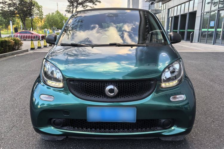 Used smart fortwo 2015 1.0L 52 kW hardtop Dynamic version Exterior 1