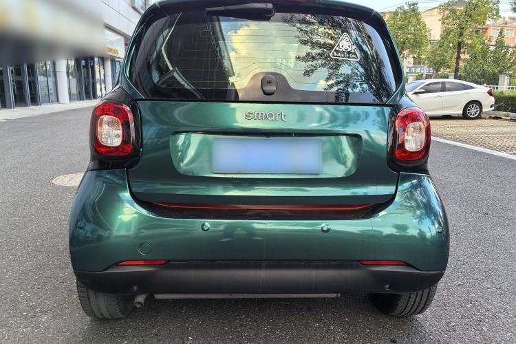 Used smart fortwo 2015 1.0L 52 kW hardtop Dynamic version Exterior 4