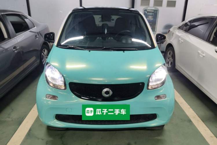 Used smart fortwo 2015 1.0L 52 kW Hardtop Passion Edition Front