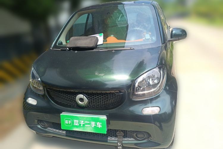 Used smart fortwo 2015 1.0L 52 kW Hardtop Passion Edition Front