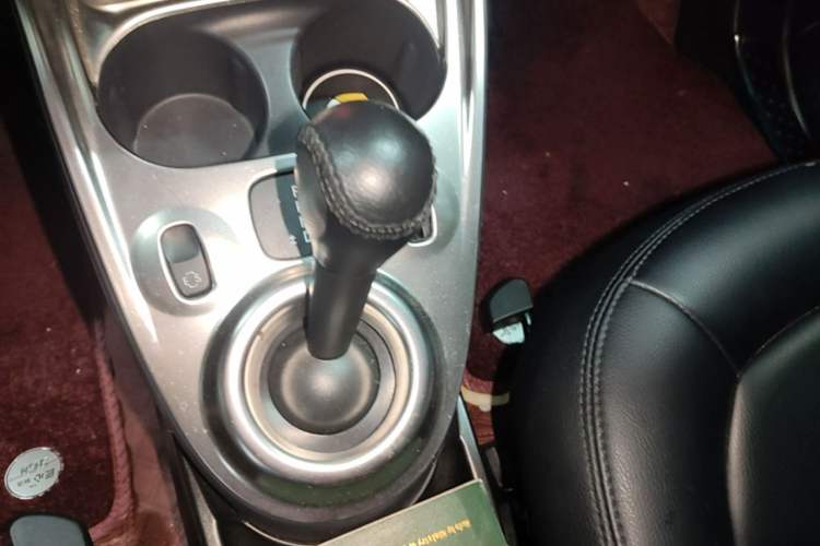 Used smart fortwo 2015 1.0L 52 kW Hardtop Passion Edition Gear Lever