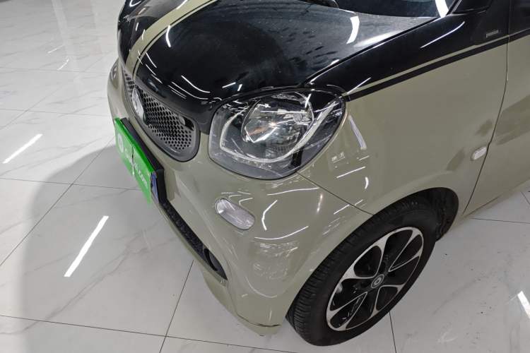 Used smart fortwo 2015 1.0L 52 kW Hardtop Passion Edition Left Front Headlight