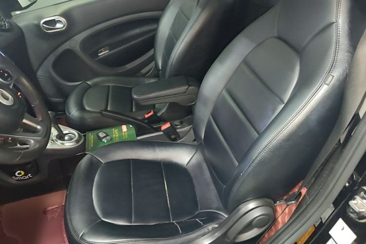 Used smart fortwo 2015 1.0L 52 kW Hardtop Passion Edition Left Rear Seat
