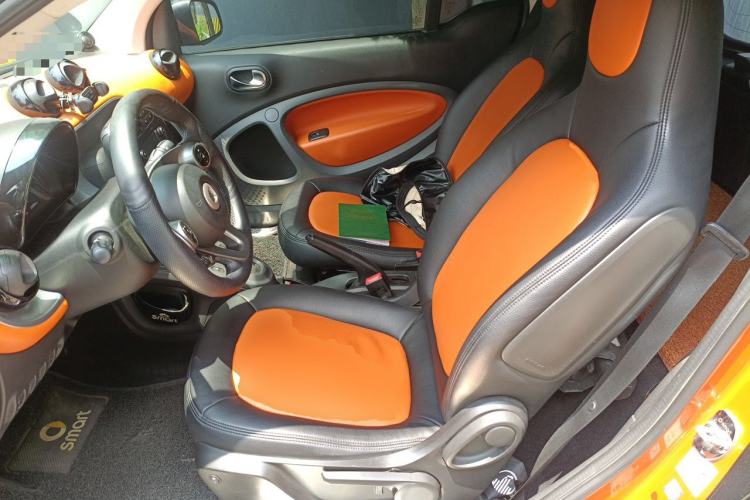 Used smart fortwo 2015 1.0L 52 kW Hardtop Passion Edition Left Rear Seat