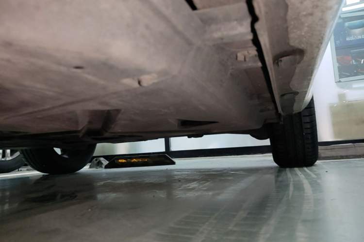 Used smart fortwo 2015 1.0L 52 kW Hardtop Passion Edition Left Side Sill