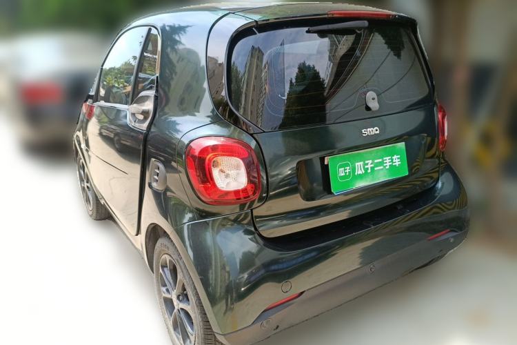 Used smart fortwo 2015 1.0L 52 kW Hardtop Passion Edition Rear Left 45 Deg