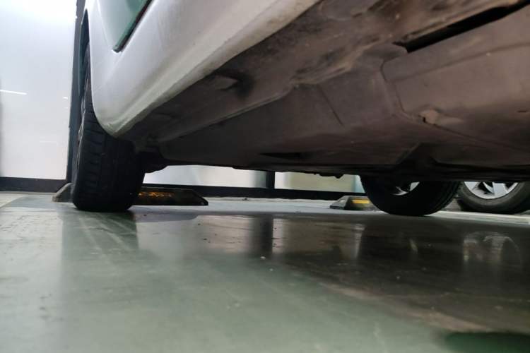 Used smart fortwo 2015 1.0L 52 kW Hardtop Passion Edition Right Side Sill