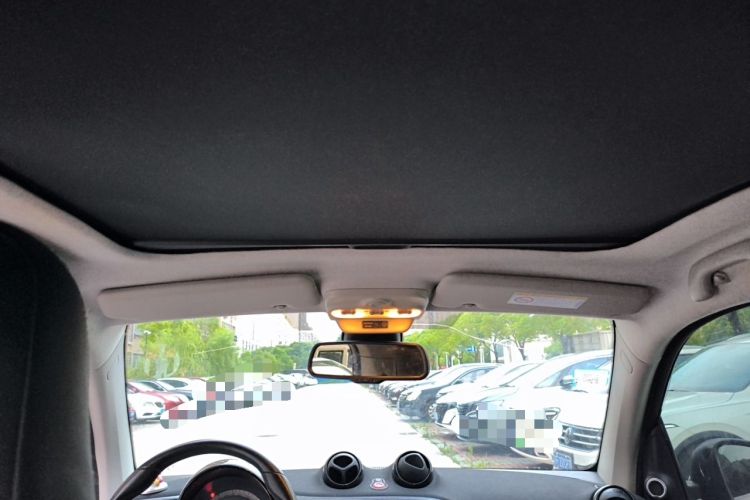 Used smart fortwo 2015 1.0L 52 kW Hardtop Passion Edition Headliner