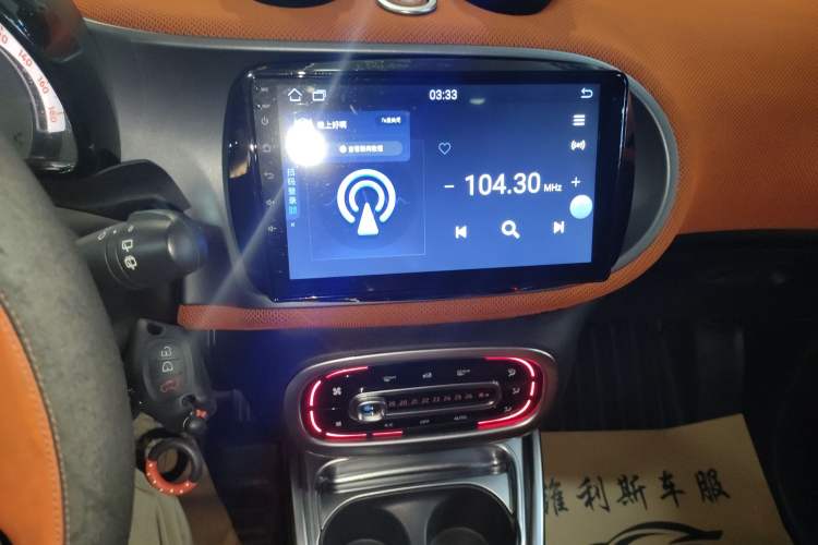 Used smart fortwo 2015 1.0L 52 kW Hardtop Passion Edition Audio And AC Panel