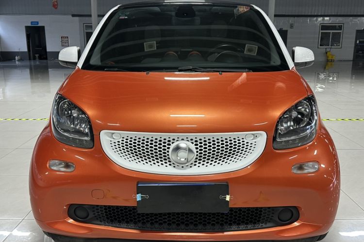 Used smart fortwo 2015 1.0L 52 kW Hardtop Passion Edition Exterior 1