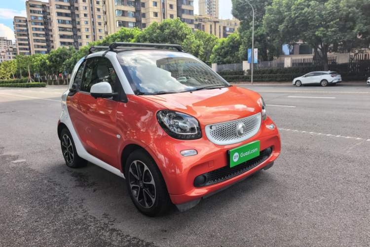Used smart fortwo 2015 1.0L 52 kW Hardtop Passion Edition Exterior 2