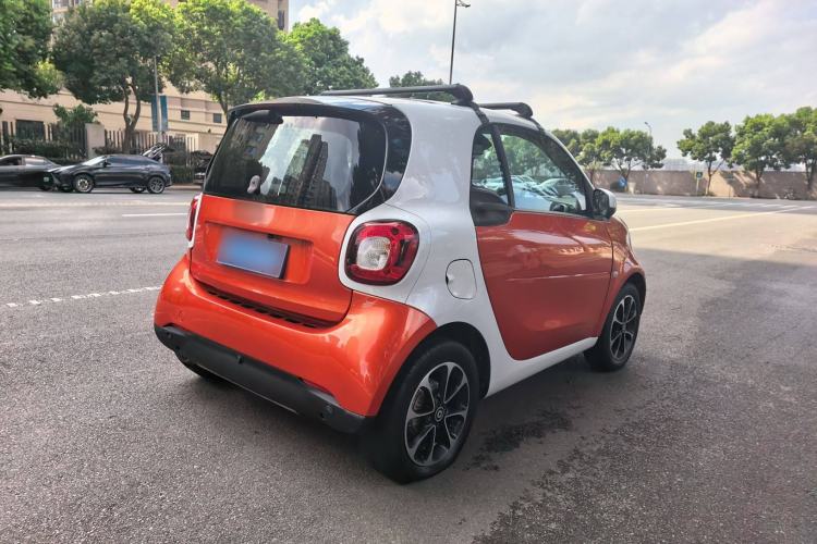 Used smart fortwo 2015 1.0L 52 kW Hardtop Passion Edition Exterior 3