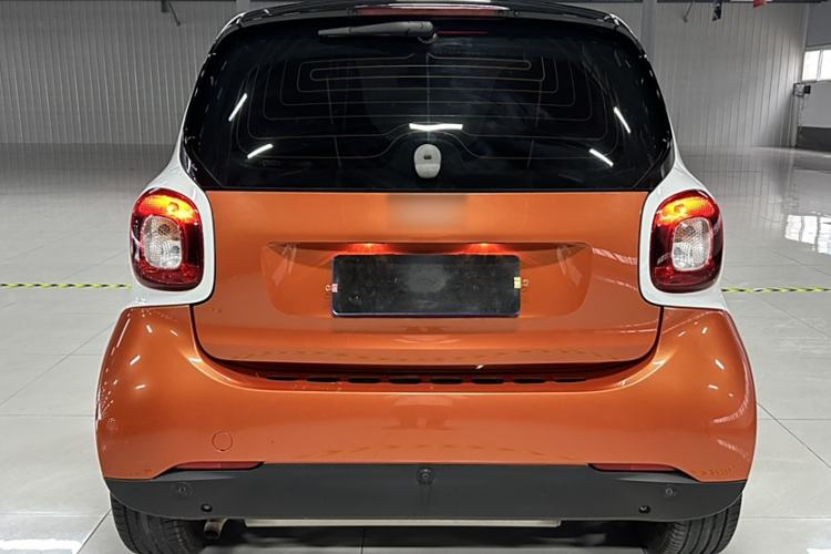 Used smart fortwo 2015 1.0L 52 kW Hardtop Passion Edition Exterior 7