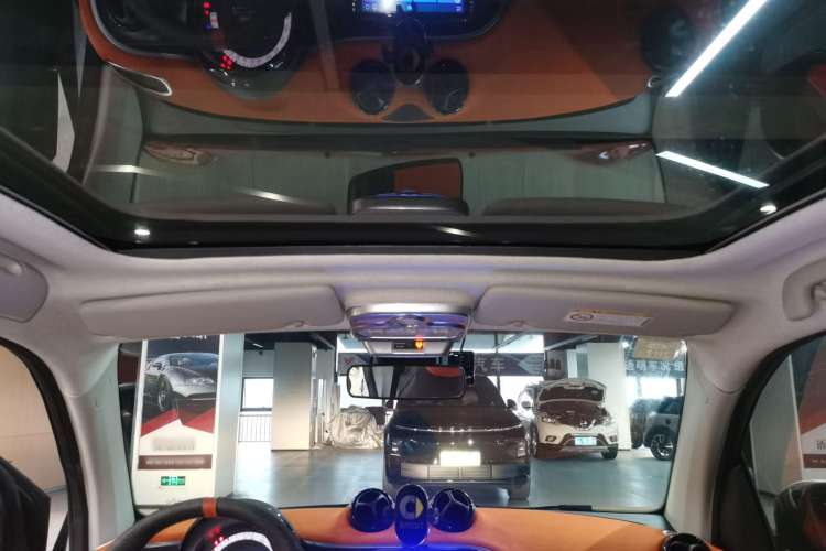 Used smart fortwo 2015 1.0L 52 kW Hardtop Passion Edition Headliner