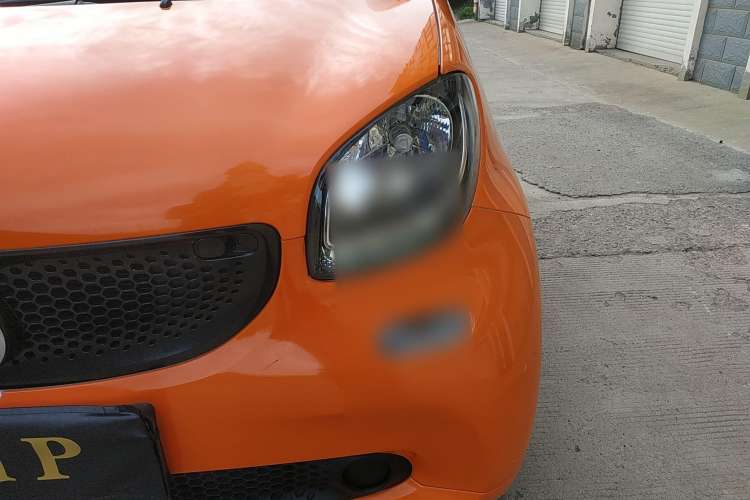 Used smart fortwo 2015 1.0L 52 kW Hardtop Passion Edition Left Front Headlight