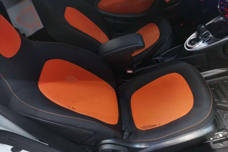Used smart fortwo 2015 1.0L 52 kW Hardtop Passion Edition Right Front Seat