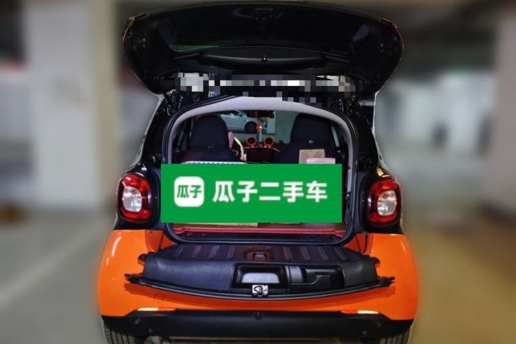 Used smart fortwo 2015 1.0L 52 kW Hardtop Passion Edition Trunk