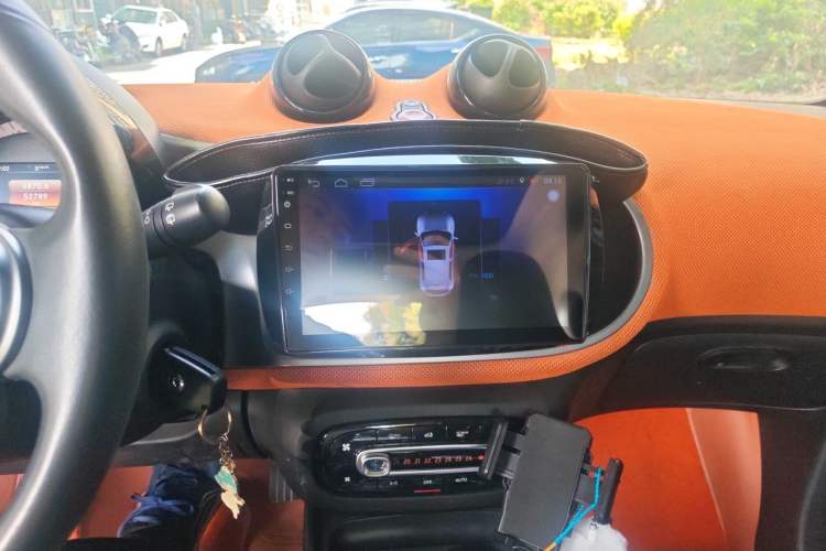 Used smart fortwo 2015 1.0L 52 kW Hardtop Passion Edition Audio And AC Panel