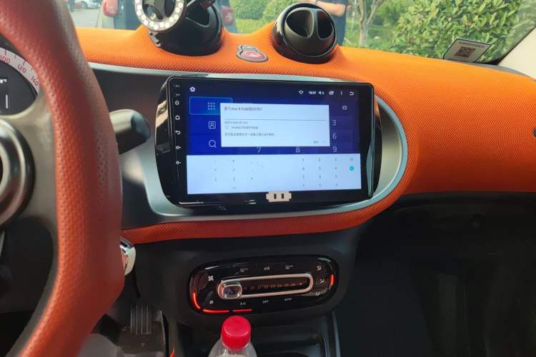 Used smart fortwo 2015 1.0L 52 kW Hardtop Passion Edition Audio And AC Panel