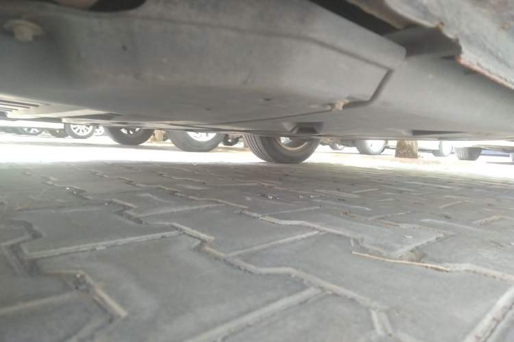 Used smart fortwo 2015 1.0L 52 kW hardtop Dynamic version Chassis Front Left